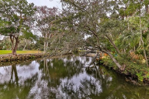 5146 Riverside Dr, Homosassa FL 34448-3746 exterior