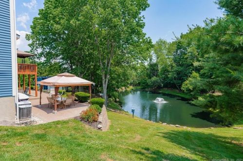 54 Wilks Pond Rd, Kensington, CT 06037-3760