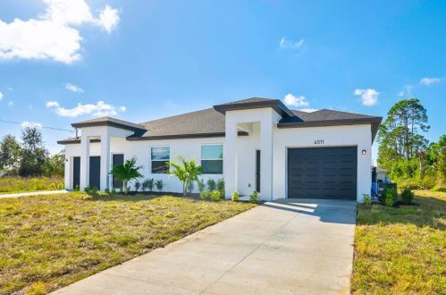 4509 21st St, Lehigh Acres FL  33973-3223 exterior