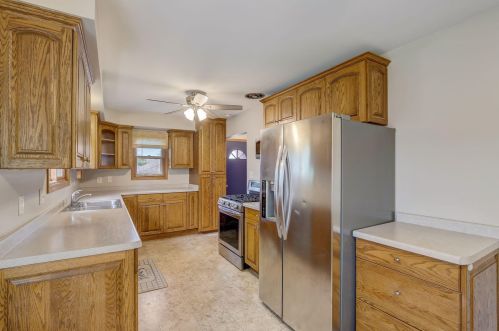 2919 85, Milwaukee WI 53222-4717 exterior