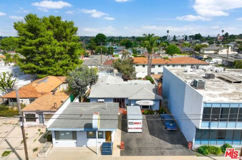 25324 Narbonne Ave, Lomita, CA 90717-2122