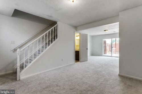 14 Mallard Ct, Charles Town WV  25414-5803 exterior