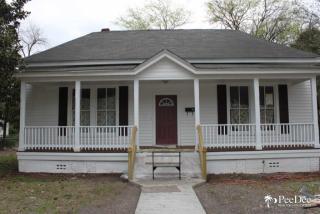 117 Columbian St, Darlington, SC 29532-3317