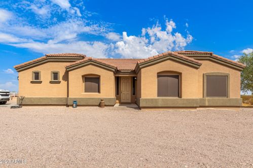 6107 418th Ave, Tonopah, AZ 85354-6022