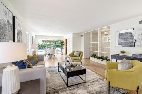 1558 Edgewood Dr, Palo Alto CA  94303-2819 exterior