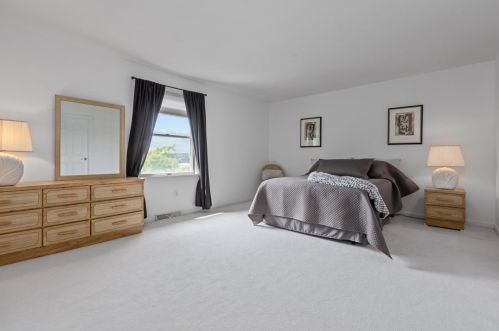 1312 Aviara Pl, Gibsonia, PA 15044-8042
