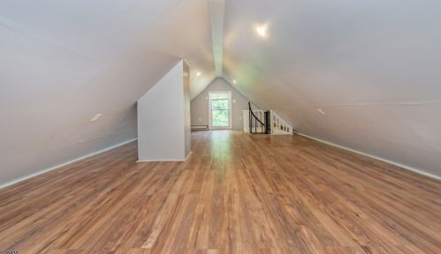 32 Long St, East Orange NJ  07017-1208 exterior