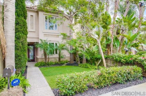 773 Sapphire St, San Diego, CA 92109-1063