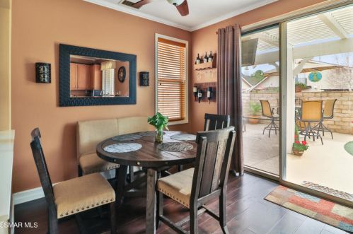 969 Roldan Ave, Simi Valley CA  93065-5667 exterior