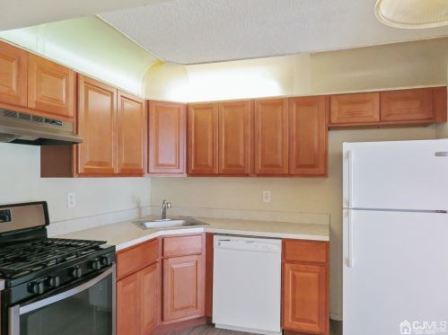 406 Danbury Ln, East Brunswick NJ  08816-5114 exterior