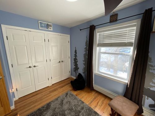 18 Lk Ave, Hillburn NY  10931-9002 exterior