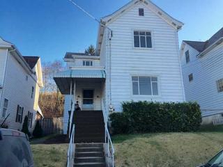 21 Elm St, Canonsburg, PA 15317-1518