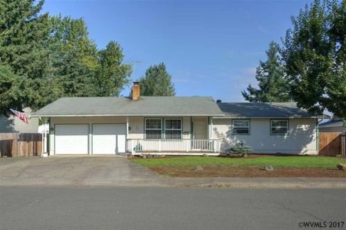 613 Knox St, Monmouth OR  97361-1440 exterior