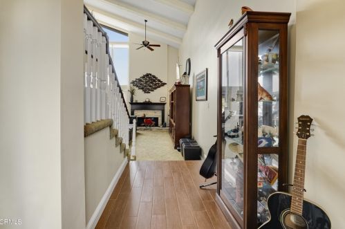 2231 Victoria Ave, Oxnard CA  93035-2930 exterior