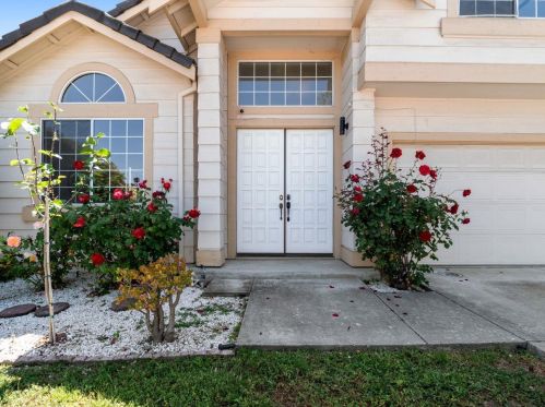 1253 Harefield Dr, San Jose CA  95131-3605 exterior
