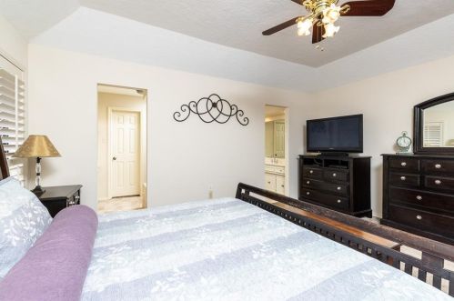 100 Bent Tree Ct, Irving TX 75061-4470 exterior