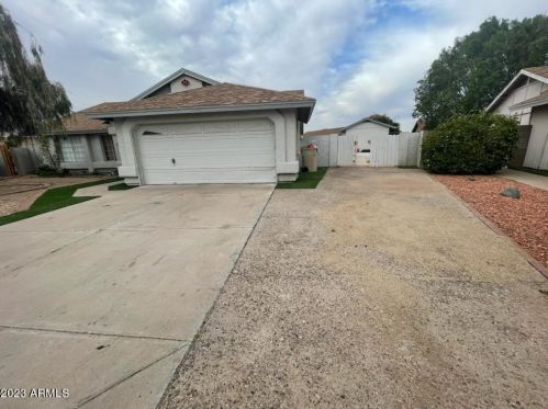 5230 86th Ave, Glendale, AZ 85305-3372