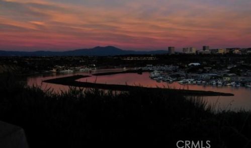 267 Revere Way, Newport Beach CA  92660-6160 exterior