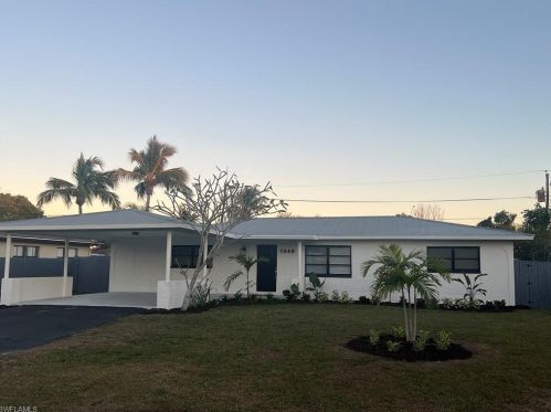 1948 46th St, Naples FL  34116-5836 exterior
