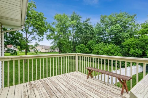 1648 Flag Ct, Crown Point IN  46307-9593 exterior