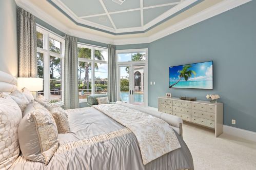 3855 Isla Del Sol Way, Naples FL  34114-9484 exterior