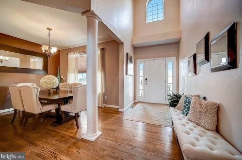 847 Swallow Tail Ln, Breinigsville, PA 18031-1789