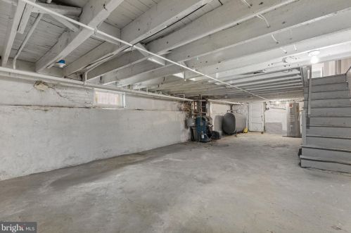 1005 Yates Ave, Boothwyn PA  19061-4636 exterior