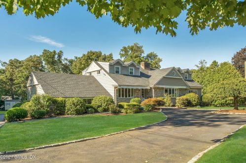58 Bartina Ln, Stamford, CT 06902-1717