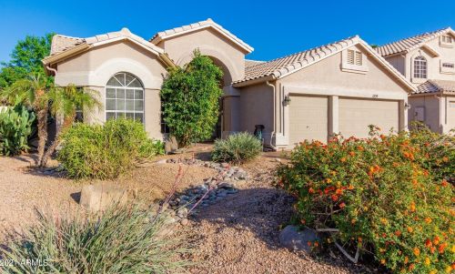 1239 Layman St, Gilbert, AZ 85233-1749
