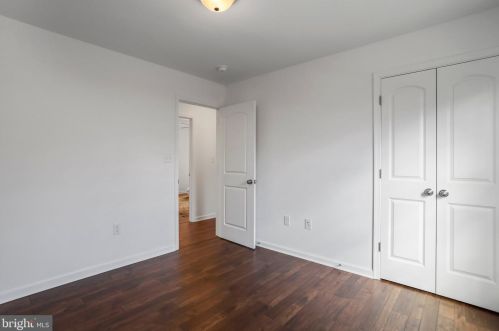 1198 Happy Ridge Dr, Front Royal VA  22630-5302 exterior