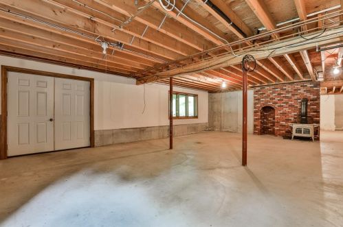 26 Wright Rd, Hollis NH  03049-6154 exterior