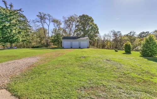 224 Trailer Blvd, New Kensington PA  15068-3944 exterior