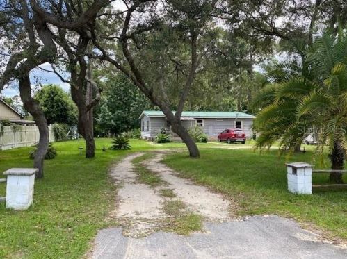 5380 186th Ct, Ocklawaha, FL 32179-7385