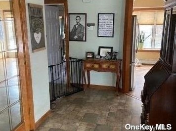 6 Peter Ct, Huntington Station NY  11746-4500 exterior