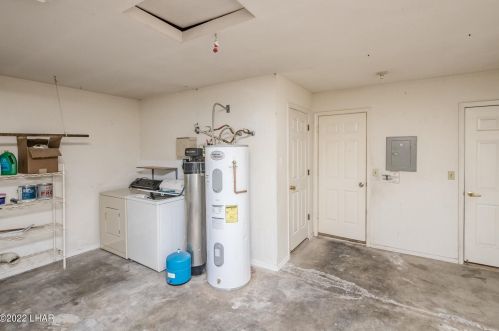 3520 Tomahawk Dr, Lake Havasu City AZ  86406-8614 exterior