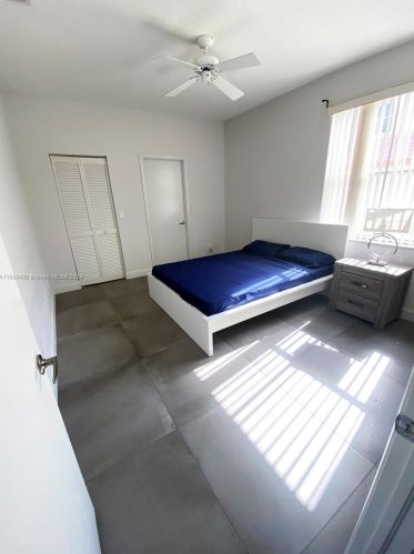 1231 179th Ave, Hollywood FL  33029-3162 exterior