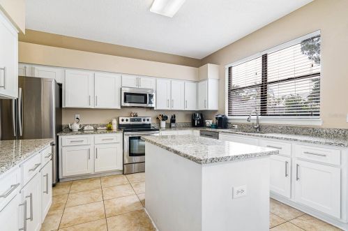 13301 Beechberry Dr, Riverview, FL 33579-7141