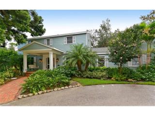1415 Ladue Ln, Sarasota, FL 34231-2318