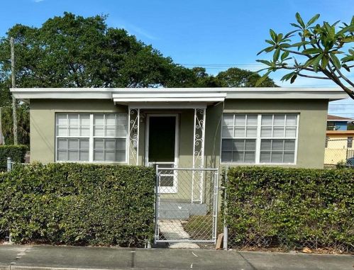 549 21st St, West Palm Beach, FL 33407-5831