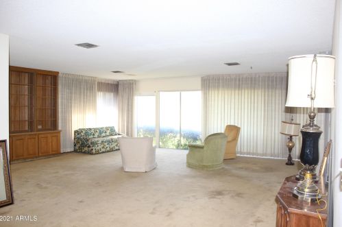 9810 Balboa Dr, Sun City, AZ 85351-4551