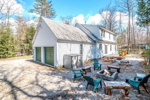 2280 Side Rd, Hales Location NH  03860 exterior