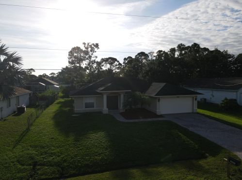 1697 Chicory Ter, Fort Pierce FL  34953-1058 exterior
