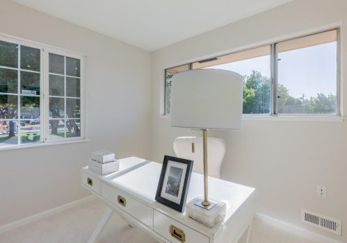 1069 Homestead Rd, Sunnyvale CA  94087-5156 exterior