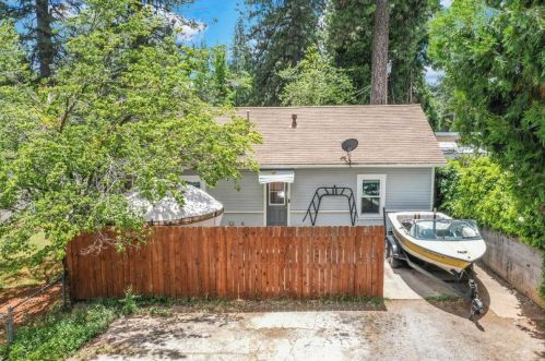 516 Packard Dr, Grass Valley CA  95945-7023 exterior