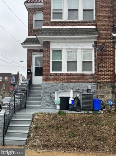 7300 Bouvier St, Philadelphia, PA 19126-1535