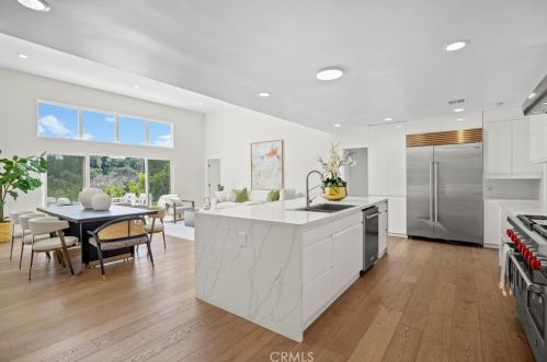 621 Camino Cerrado, South Pasadena CA  91030-4103 exterior