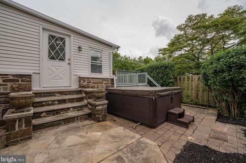 620 School Line Dr, Norristown PA  19406-3589 exterior