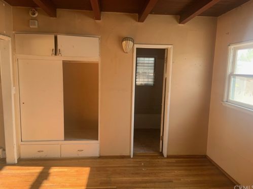 2310 Poppy St, Long Beach, CA 90805-3227
