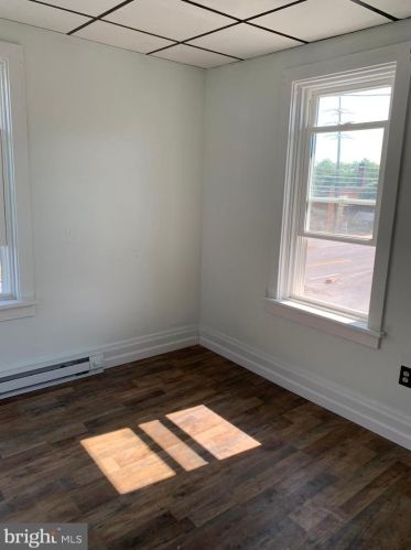 1723 Paxton St, Harrisburg PA 17104-2636 exterior