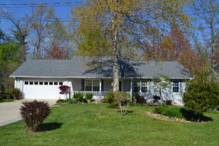 34 Hampton Sq, Crossville, TN 38555-4625